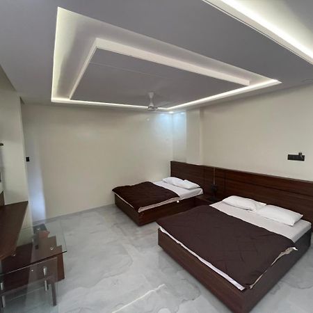Hotel Sai Sandesh Shirdi Exterior foto